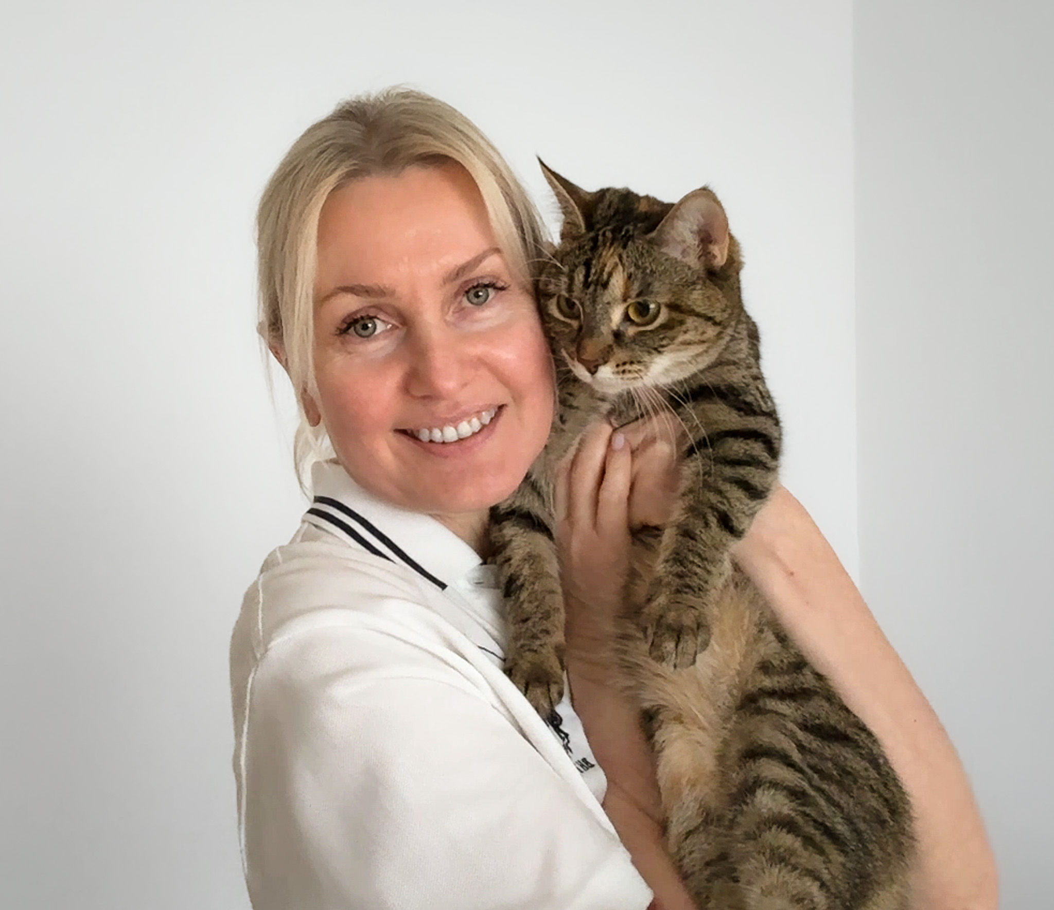 Lana Tikhonova, founder of PetTravel INFO